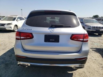 Mercedes GLC C253 2019 Mercedes-Benz GLC Mercedes-Benz GLC 300 SUV, od ubezpieczalni 2.0 Benzyna, zdjęcie 4