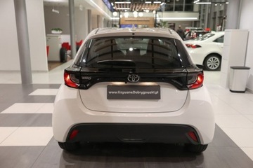 Toyota 2024 Toyota Yaris 1.5 Comfort 1.5 Benzyna 125KM, zdjęcie 4