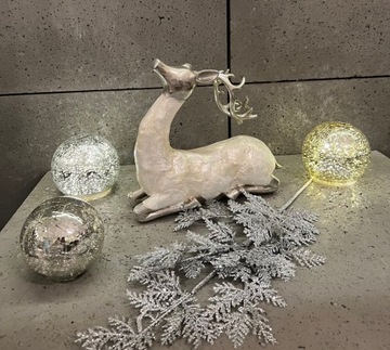 СЕРЕБРЯНЫЙ СТЕКЛЯННЫЙ ШАР, СВЕТЯЩИЙСЯ ДЕКОР