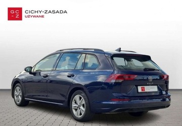 Volkswagen Golf VIII Variant 1.5 TSI 150KM 2021 Volkswagen Golf 1.5 Benzyna 130KM, zdjęcie 2