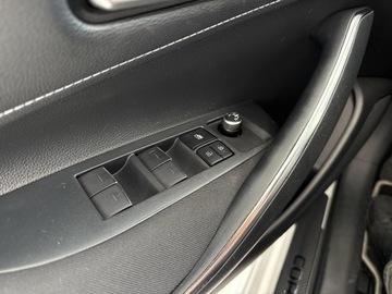 Toyota Corolla XII TS Kombi 1.8 Hybrid 122KM 2021 Toyota Corolla 1.8 Hybrid Comfort Seria E21 (2019-, zdjęcie 19