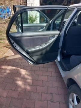 Toyota Corolla IX (E12) Hatchback 2.0 D-4D 90KM 2003 TOYOTA COROLLA (_E12_) 2.0 D-4D 115 KM, zdjęcie 8