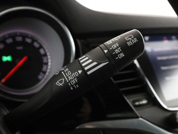 Opel Astra K Hatchback 5d 1.4 Turbo 150KM 2017 Opel Astra Innovation 150KM półskóra grzane, zdjęcie 31