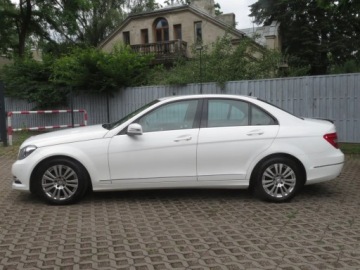Mercedes Klasa C W204 Limuzyna 1.8 200 CGI BlueEFFICIENCY 184KM 2012 Mercedes C C 200, Salon Polska, Serwis ASO, zdjęcie 2
