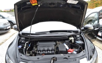 Honda Civic VIII Hatchback 5d 1.4 i 83KM 2006 Honda Civic BEZWYPADKOWE - Niski przebieg - po oplatach gotowa do rejestra, zdjęcie 34