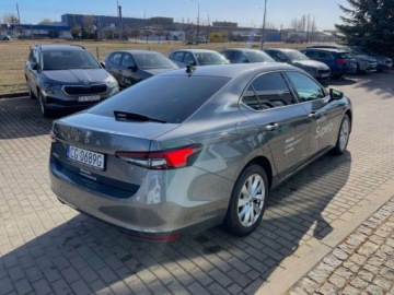 Skoda Superb III Liftback Facelifting 2.0 TDI SCR 150KM 2024 Skoda Superb Selection 2,0 TDI 150 KM 2.0 Diesel 150KM, zdjęcie 3