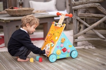 Wielofunkcyjny pchacz edukacyjny Kot Janod 12m-cy+
