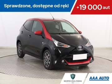 Toyota Aygo II Hatchback 3d Facelifting 1.0 VVT-i 72KM 2020 Toyota Aygo 1.0 VVT-i, Salon Polska, Skóra, Navi