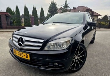 Mercedes Klasa C W204 Limuzyna 1.8 180 CGI BlueEFFICIENCY 156KM 2010 Mercedes-Benz Klasa C Mercedes-Benz Klasa C 180 CGI Automatik BlueEFFICIEN, zdjęcie 2