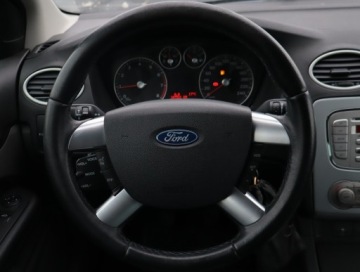 Ford Focus II Hatchback 5d 1.8 Duratec Flexifuel 125KM 2007 Ford Focus 1.8 16V, Klima, Klimatronic, El. szyby, zdjęcie 15
