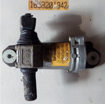 MOTOREK OKNO MERCEDES W163 A1638201342