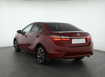 Toyota Corolla XI Sedan Facelifting 1,6 Valvematic 132KM 2017 Toyota Corolla 1.6 Valvematic, Salon Polska, zdjęcie 3