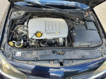 Renault Laguna II Kombi 2.0 dCi 175KM 2006 Renault Laguna COMBI, 2.0 Diesel, 175KM, wersja Privilege 2006r, zdjęcie 23