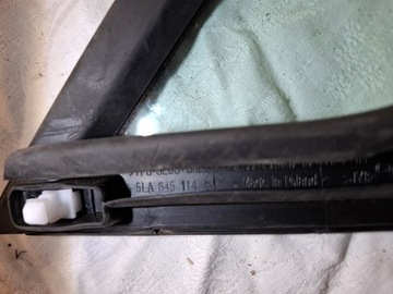 SKLO (OKNO) PŘEDNÍ PRAVÁ MALÉ TROJŮHELNÍK SKODA ENYAQ 5LA845114