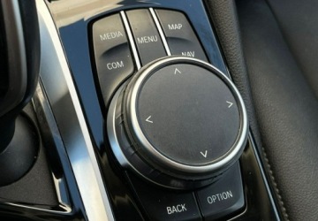 BMW Seria 5 G30-G31 Touring Plug-In 2.0 530e 292KM 2021 BMW Seria 5 Plug-In Skora Automat Head UP Navi Kamera FV23, zdjęcie 25