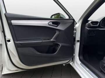 Seat Leon IV Sportstourer 1.5 eTSI (MHEV) 150KM 2021 Seat Leon eTSI 150KM FR Nawigacja KESSY El. drzwi bagaznika ACC ASO, zdjęcie 9