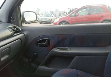 Renault Clio II Hatchback 1.2 60KM 2000 Renault Clio Renault Clio 1.1 Benzyna 60KM, zdjęcie 10