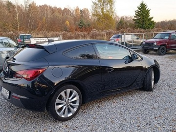Opel Astra J GTC 1.4 Turbo ECOTEC 140KM 2017 Opel Astra GTC Zadbany bdb stan, zdjęcie 7
