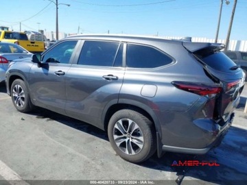 Toyota Highlander III 2024 Toyota Highlander 2024 r., 2,5 L HYBRID XLE 2.5 Hybryda 243KM, zdjęcie 3