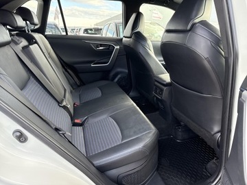 Toyota RAV4 V SUV 2.5 Hybrid Dynamic Force 222KM 2021 Toyota RAV4 2.5 Hybrid Selection 4x4 V (2018-) 2.5, zdjęcie 9