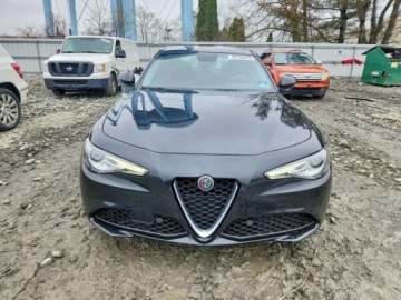 Alfa Romeo Giulia II Sedan 2.0 TBi 280KM 2018 Alfa Romeo Giulia 2018 ALFA ROMEO GIULIA Q4 2.0 Benzyna 280KM, zdjęcie 5