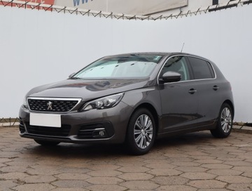 Peugeot 308 II Hatchback Facelifting 1.2 PureTech 130KM 2018 Peugeot 308 1.2 PureTech, Automat, Skóra, Navi, zdjęcie 1