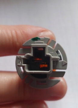 MAZDA CX-7 2006 2008 2012 DRŽÁK ŽÁROVKY SMĚROVKA SVĚTLA ZADNÍ NOVÁ