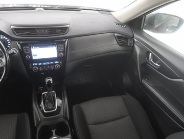 Nissan X-Trail III Terenowy 2.0 dCi 177KM 2017 Nissan X-Trail 2.0 dCi, Salon Polska, Serwis ASO, zdjęcie 7