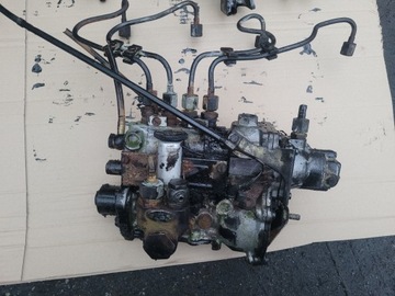 POMPA WTRYSKOWA MERCEDES W123 W115 220 D 0400114079