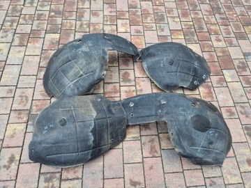 PODBĚH PRAVÝ PŘEDNÍ JAGUAR XKR X150