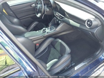 Alfa Romeo Giulia II 2017 Alfa Romeo Giulia Quadrifoglio 2017 2.9l 2.9 Benzyna 505KM, zdjęcie 9