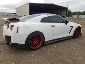 Nissan GT-R 2015 Nissan GT-R 2015 premium 3.8l 3.8 Benzyna 545KM, zdjęcie 3