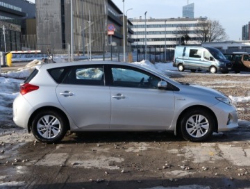 Toyota Auris II Hatchback 5d 1.8 HSD 136KM 2014 Toyota Auris Hybrid, Salon Polska, GAZ, Automat, zdjęcie 5