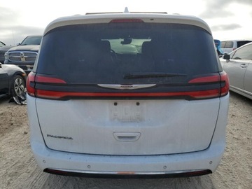 Chrysler Pacifica II 2021 Chrysler Pacifica Touring L 2021 3.6l 3.6 Benzyna 287KM, zdjęcie 2