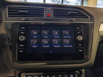 Volkswagen Tiguan II SUV 2.0 TDI 150KM 2018 Volkswagen Tiguan II 2.0 VW Nawi, Kamera, ACC, Asystent pasa, zdjęcie 13