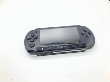 Комплект консоли PSP Street: 3 игры + карта памяти