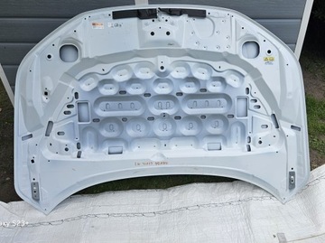 Красивый капот Honda Civic XI.