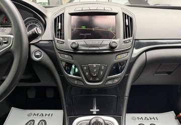 Opel Insignia I Sports Tourer Facelifting 2.0 CDTI ECOFLEX 120KM 2014 Opel Insignia Opel Insignia 2.0 CDTI Cosmo ecoFLEX SampS 2.0 Diesel 120KM, zdjęcie 19