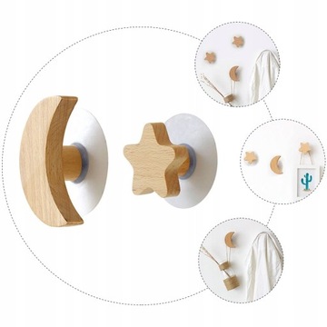 Деревянная вешалка для одежды.