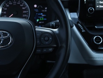 Toyota Corolla XII TS Kombi 1.2 Turbo D-4T 116KM 2019 Toyota Corolla 1.2 Turbo, Salon Polska, zdjęcie 18