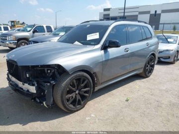 BMW X7 2023 BMW X7 M60i 2023 4.4l 4.4 Benzyna 523KM, zdjęcie 1
