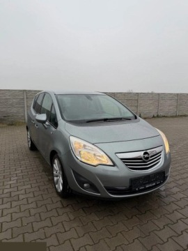 Opel Meriva II Mikrovan 1.7 CDTI ECOTEC 110KM 2013 Opel Meriva 1.7 CDTI Cosmo 110KM 2013r Niski przebieg, zdjęcie 1