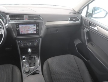 Volkswagen Tiguan Allspace SUV 2.0 TSI 190KM 2019 VW Tiguan Allspace 2.0 TSI, Salon Polska, zdjęcie 7