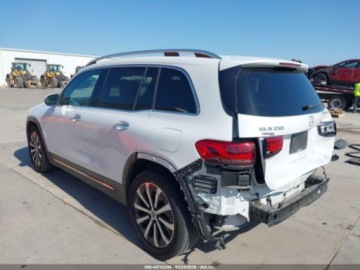 Mercedes GLB 2021 Mercedes-Benz GLB 250 2021 2.0 Benzyna 221KM, zdjęcie 3