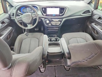 Chrysler Pacifica II 2021 Chrysler Pacifica Touring 2021 3.6 Benzyna 287KM, zdjęcie 8