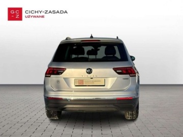 Volkswagen Tiguan II SUV Facelifting 2.0 TDI 200KM 2020 Volkswagen Tiguan FV23, 4x4, webasto, panorama, hak, LED Matrix, APP Conne, zdjęcie 5