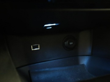 Peugeot 3008 II Plug-In Hybrid HYbrid 225 PHEV 225KM 2020 Peugeot 3008 PHEV automat półskóra virtual, zdjęcie 30