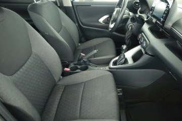 Toyota Yaris IV Hatchback 1.5 Dynamic Force 125KM 2023 Toyota Yaris 1.5 VVT-i, Salon Polska, zdjęcie 6