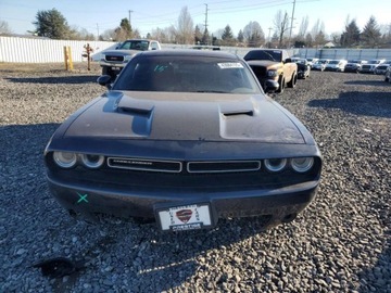 Dodge Challenger III 2018 Dodge Challenger SXT 2018 3.6l 3.6 Benzyna 305KM, zdjęcie 5