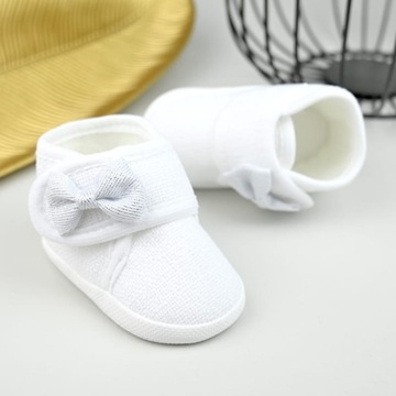 БЕЛЫЕ ДЕТСКИЕ САПОГИ КРЕСТИЛЬНЫЕ ТУФЛИ С СЕРЕБРЯНЫМ БАНТОМ НА ЛИПУЧКЕ 10